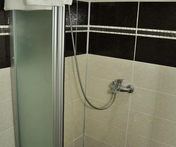 Unside Aparthotel 2*