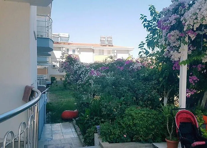 Aparthotel Unside Side