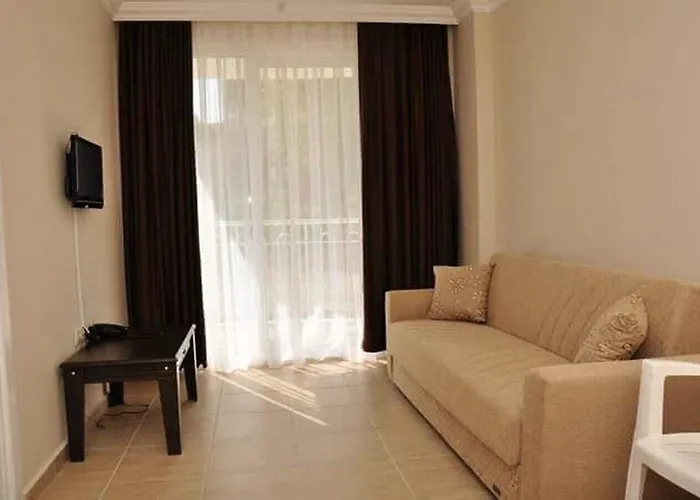 Unside Aparthotel 2*