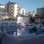 Unside Lejlighedshotel Side