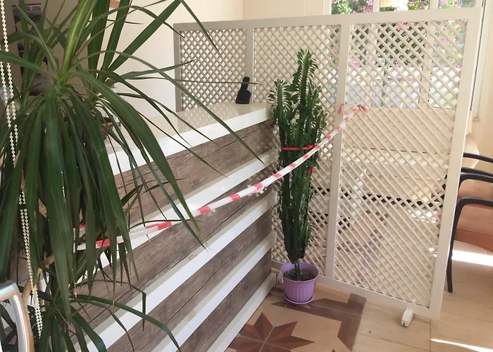 Unside Apartmanhotel Side